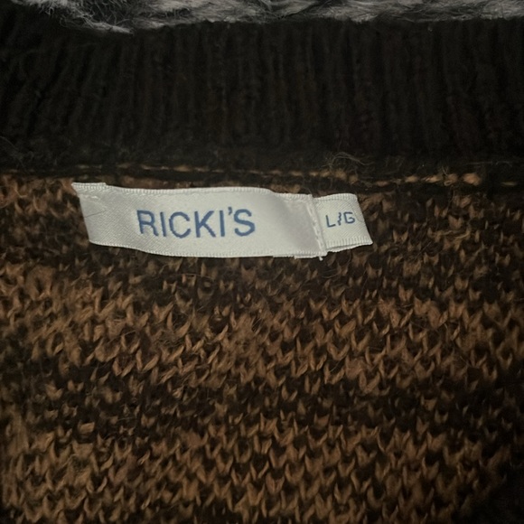 Ricki’s v neck tiger print knit sweater - Picture 2 of 4